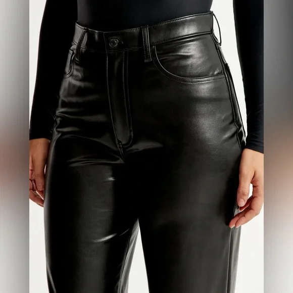 Curve Love Vegan high rise loose pant - Picture 3 of 6